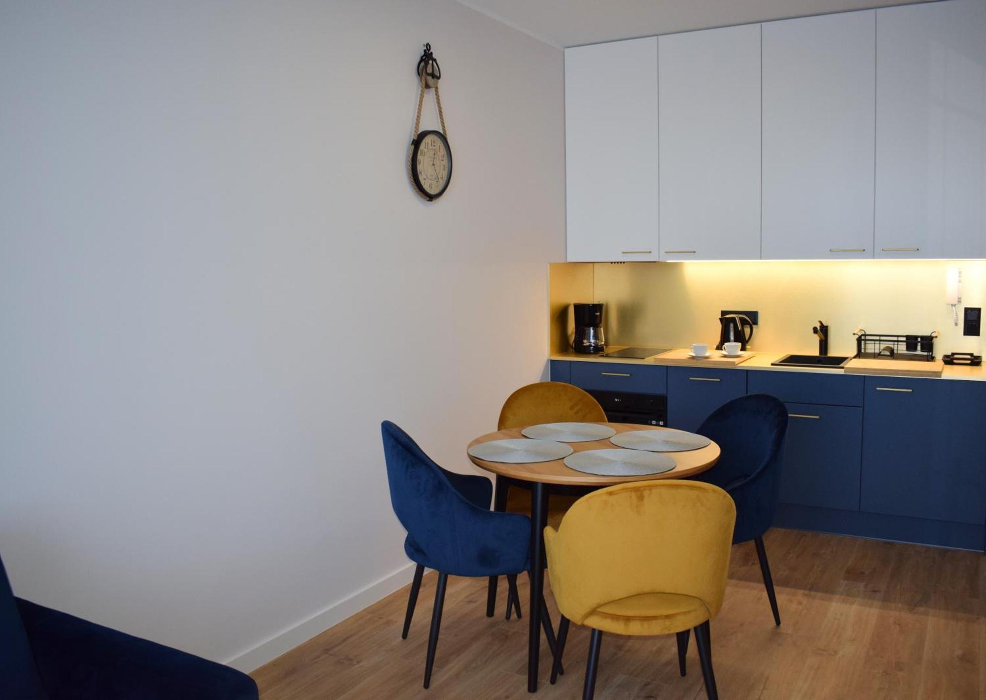 Apartos Seaside Luxury Apartments 斯维诺乌伊希切 外观 照片